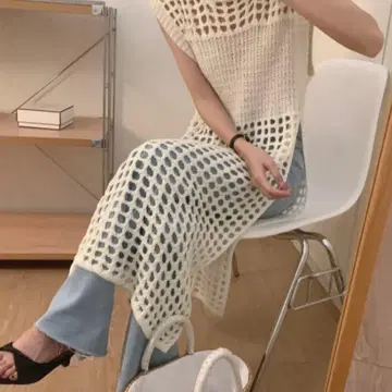 컬러 메쉬 시스루 니트 슬리브리스 베스트 원피스