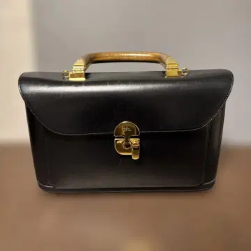 블랙 가죽 비즈니스백 우드 핸들