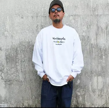 Mark Gonzales NYC 트레이닝복 화이트 크루넥 스웨트셔츠