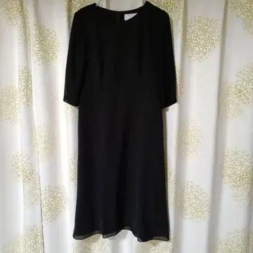 rU noir x TOKYO SOIR 블랙 A라인 드레스