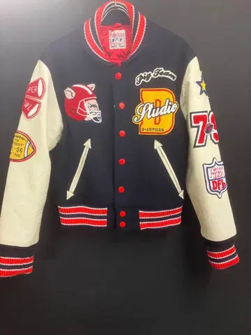 스튜디오 다치산 풀 데코 바시티 자켓