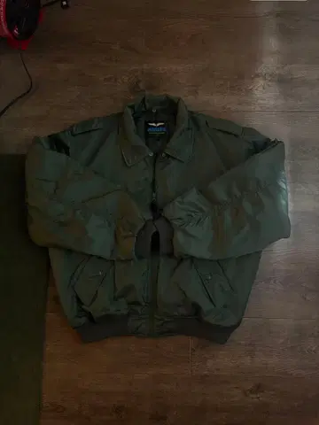 WINGBASE 올리브 그린 밀리터리 자켓