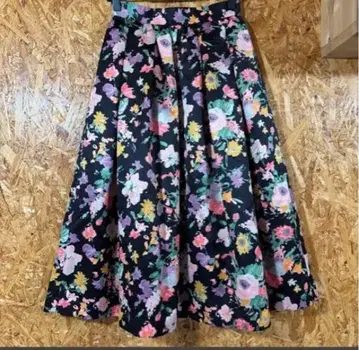새상품급 Spick & Span 플라워 프린트 플레어 롱 스커트 귀여움