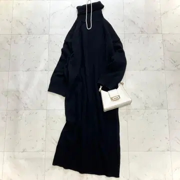 새상품급 두지엠 클라세 터틀넥 니트 드레스 울 캐시미어 블랙