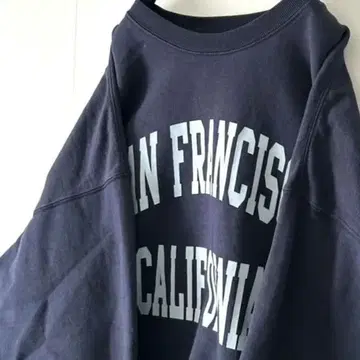 샌프란시스코 캘리포니아 맨투맨 네이비 네이비 컬러 구제 의류