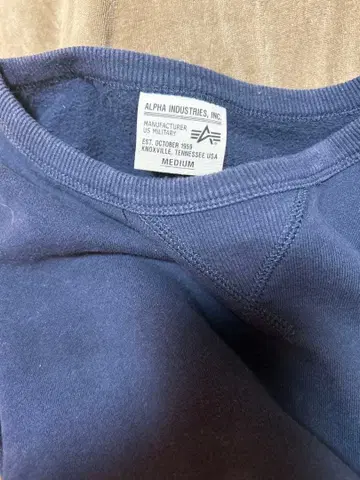 ALPHA INDUSTRIES 크루넥 맨투맨 네이비 M