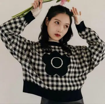 MARY QUANT x PUBLUX 마리콴트 니트 새상품급