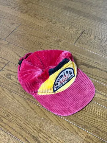 Suminoe 코듀로이 캡 빨간색/옐로우 컬러/블랙