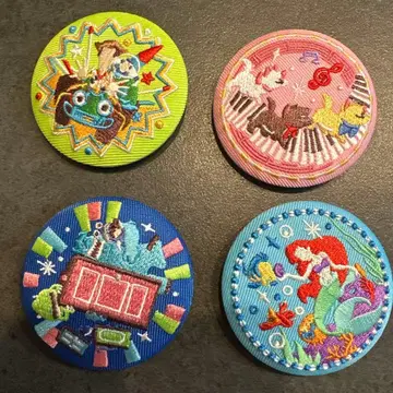 디즈니 자수 캔뱃지 4개 세트