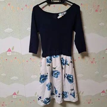 니트 오프숄더 꽃무늬 플라워 도킹 원피스 리랜드트루