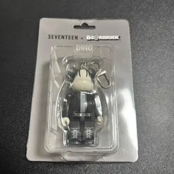 SEVENTEEN 디노 BE@RBRICK 100% 베어브릭 미개봉