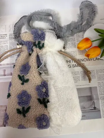 꽃무늬 보아 복조리 베이지 화이트 숄더백