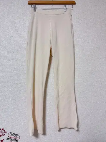 LOWRYS FARM 리브 슬릿 슬랙스