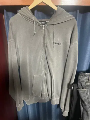 XLARGE 엑스라지 자수 집업 후드티