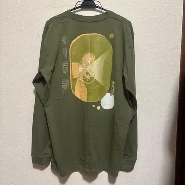 맛있어지는 멜론빵 롱T 카키 (가챠가챠 한정 컬러) XL 사이즈