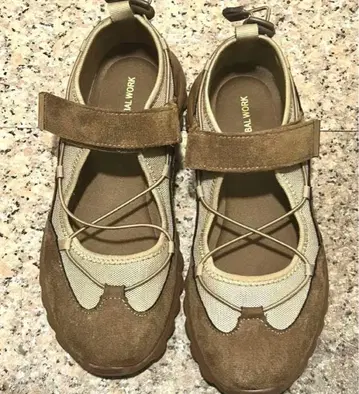 GLOBAL WORK 스트랩 스니커즈 베이지