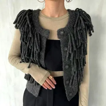 CLANE W FACE FRINGE KNIT VEST 그레이