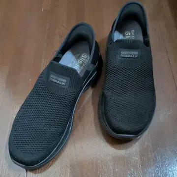 스케쳐스 슬립인즈 고워크 아치핏 핸즈프리 블랙