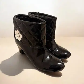 [ 새상품급 ] MARY QUANT 마리콴트 블랙 퀼팅 장화 데이지