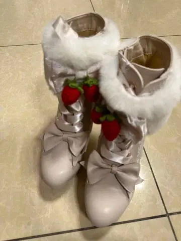 시마무라 마시로 아리스 딸기 부츠