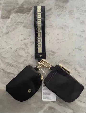 lululemon 코인 케이스 미사용 새상품 듀얼 파우치 블랙 골드