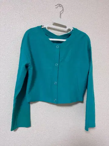 archives 2way 크롭 가디건 그린