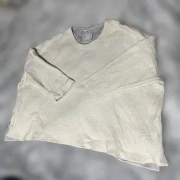 BEARDSLEY (비어즐리) 니트탑