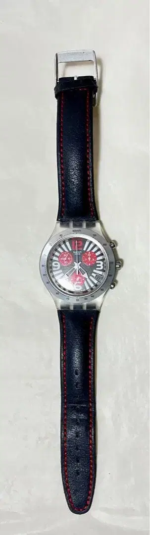 Swatch 크로노그래프 손목시계 블랙과 빨간색