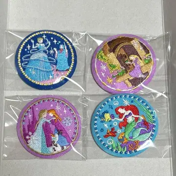 Disney Characters 자수 캔뱃지 비스킷 2 캔뱃지