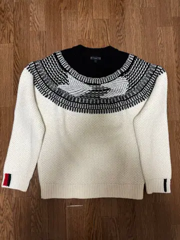 Tommy Hilfiger 니트 스웨터 S 사이즈 화이트/블랙