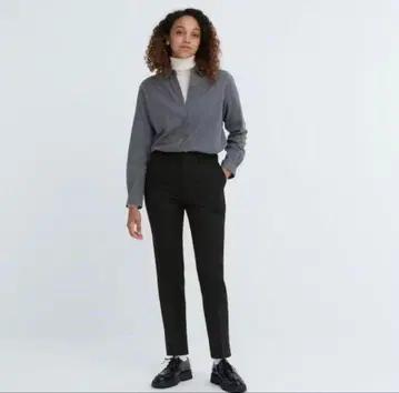 UNIQLO 히트텍 슬림 스트레이트 팬츠 블랙 M 유니클로