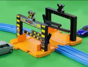 미사용 새상품 프라레일 토미카 아치 건널목 건널목