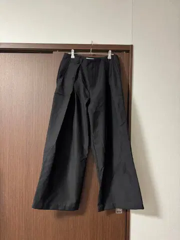 NUGU 와이드 슬랙스