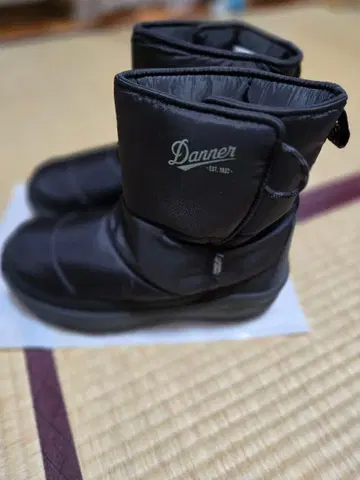 Danner 블랙 부츠 벨크로 테이프 포함