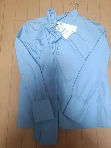 택 포함 미사용 새상품 ZARA 스카이블루 XS 긴팔 셔츠