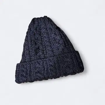 HIGHLAND 2000 다크 네이비 케이블 짜임 니트 모자 영국제