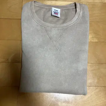 두지엠 클라세 STAR & STRIPE 베이지 맨투맨