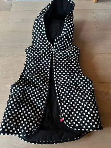 카와이 오카다 도트 무늬 후드 부착 다운 베스트 M~L 미사용 새상품