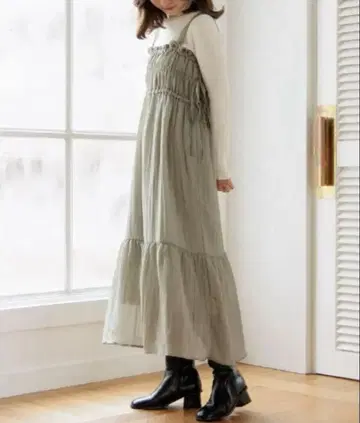 Flower 글로스 리본 원피스 카키