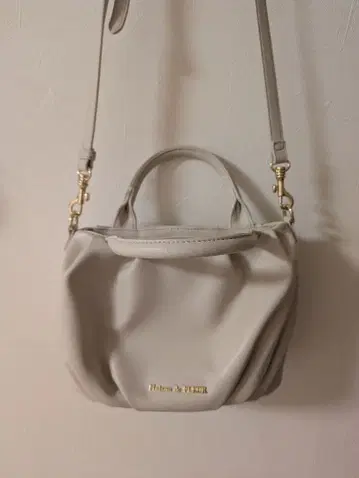 Maison de FLEUR 베이지 숄더백