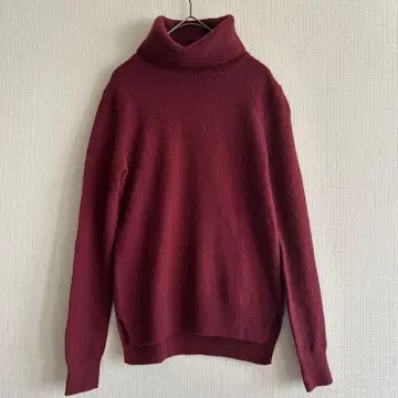 유니클로 이네스 캐시미어 100% 터틀넥 스웨터 M 보르도
