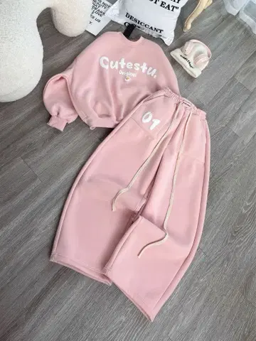 핑크 캐주얼 셋업