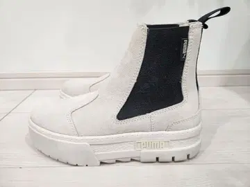 Puma 사이드 고어 부츠 화이트 통굽