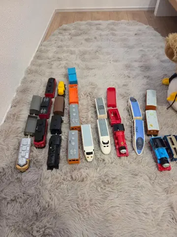 프라레일 기차 세트와 역