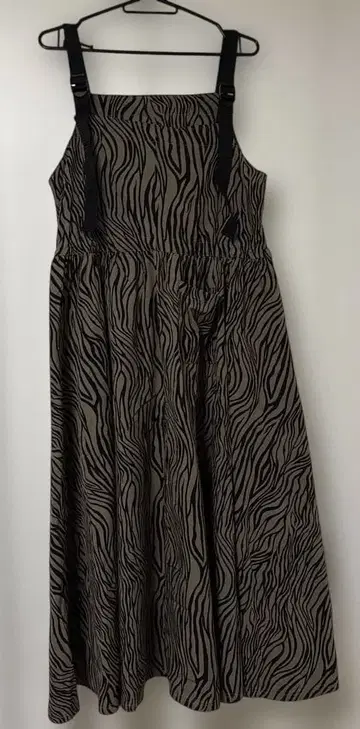 THOUSANDMILE 제브라 패턴 2way 롱 원피스