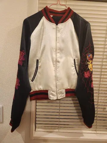 자수 스카잔 / 리버서블 / 타투 패턴 여성 얼굴 디자인