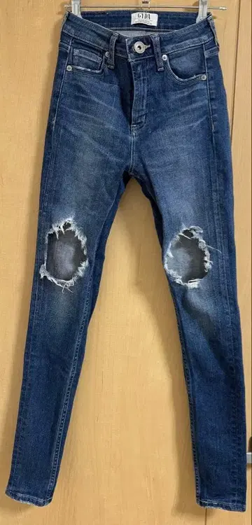 GYDA 데미지 가공 스키니 청바지