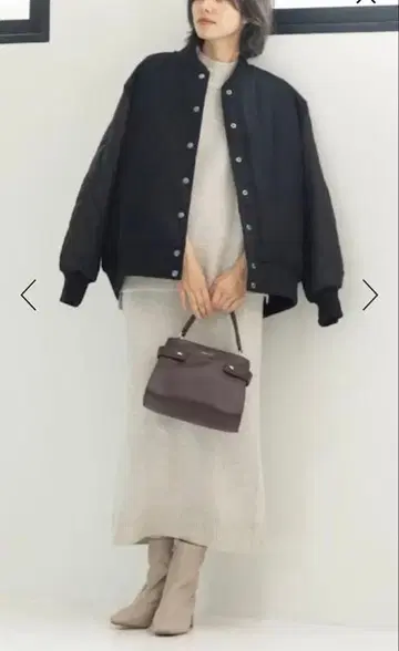 오파크 클립 리버서블 퀼팅 블루종