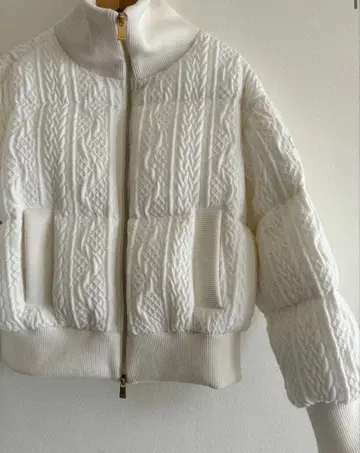 TATRAS 화이트 펄 컬렉션 다운 자켓