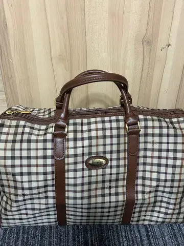 체크 무늬 보스턴 백